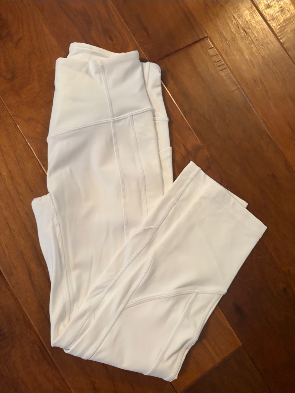 Lululemon Women's High-Waist White Active Leggings with pockets New